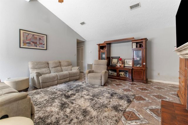 12147 Swords Creek Road, Houston, TX 77067
