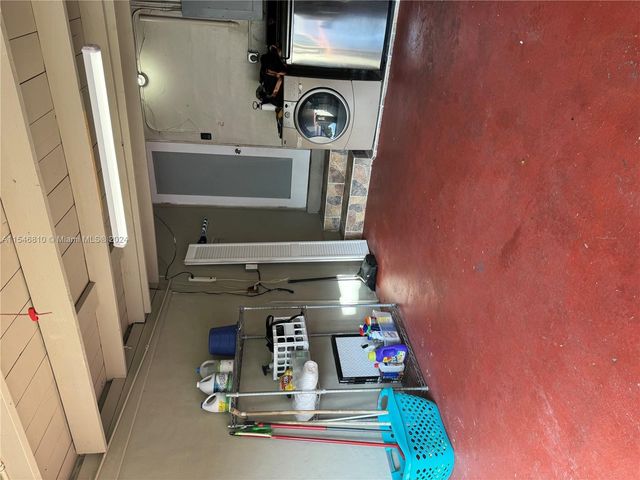 206 Ponce De Leon Blvd, Coral Gables, FL 33134