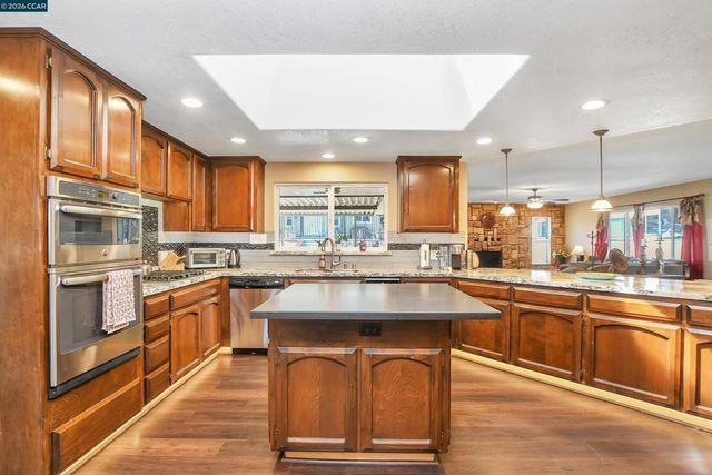 2791 Vine Hill Road, Oakley, CA 94561