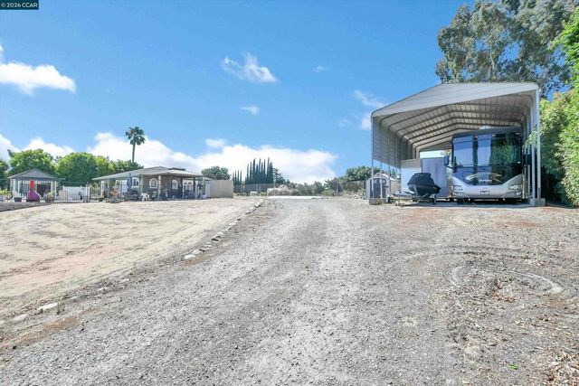 2791 Vine Hill Road, Oakley, CA 94561