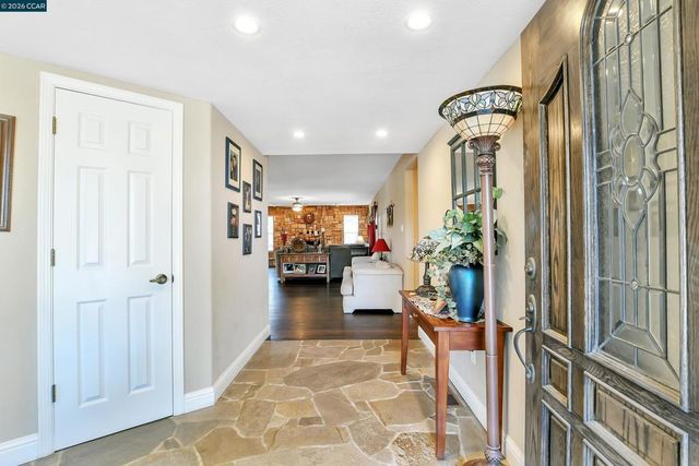 2791 Vine Hill Road, Oakley, CA 94561