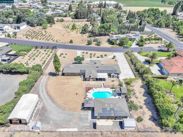 2791 Vine Hill Road, Oakley, CA 94561