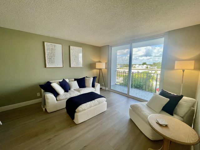 1009 N OCEAN Boulevard 507, Pompano Beach, FL 33062