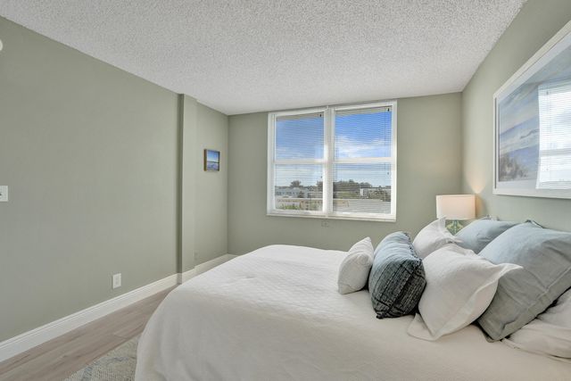 1009 N OCEAN Boulevard 507, Pompano Beach, FL 33062