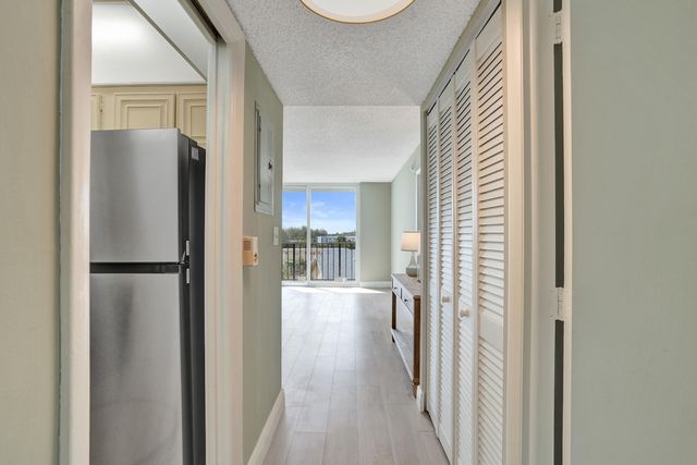 1009 N OCEAN Boulevard 507, Pompano Beach, FL 33062