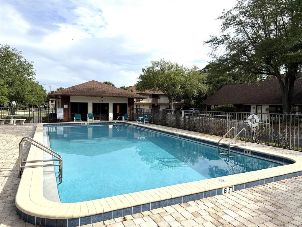 Image 13 of property listing at 112 LACOSTA LANE 116, Daytona Beach, FL 32114