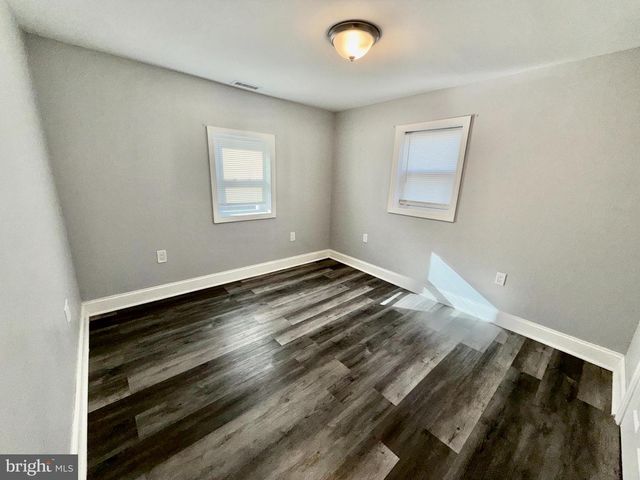 9 S MAPLE AVE, Marlton, NJ 08053