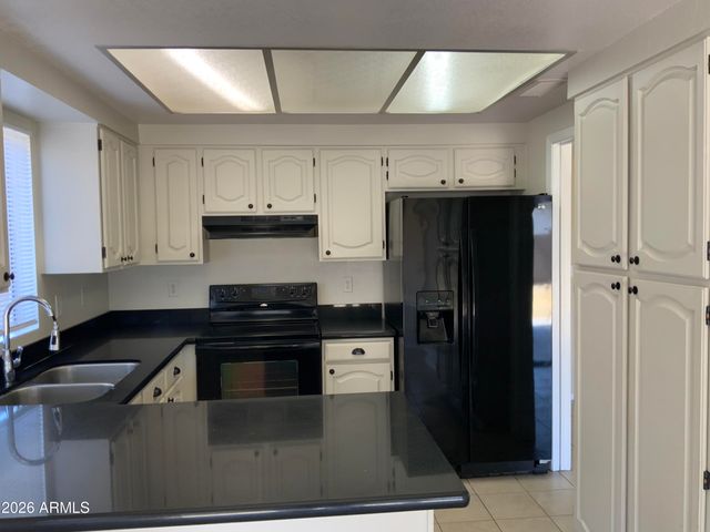 4441 W Oraibi Drive, Glendale, AZ 85308