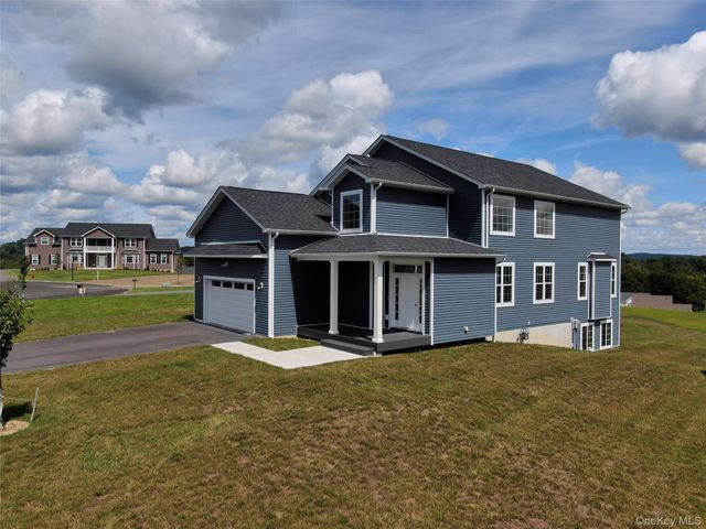 34 Dartmouth Drive, Poughkeepsie, NY 12603