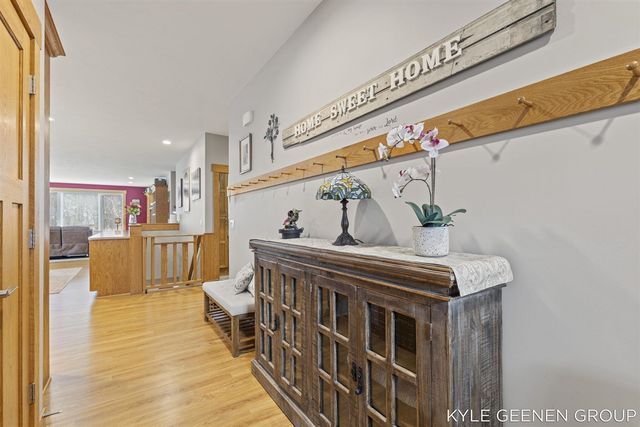 4323 Cottage Trail, Hudsonville, MI 49426