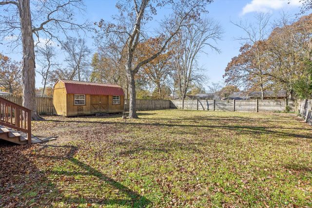 1569 Burns Avenue, East Ridge, TN 37412