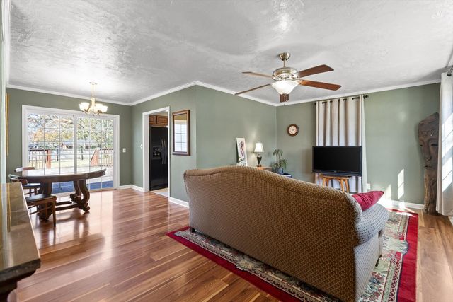 1569 Burns Avenue, East Ridge, TN 37412