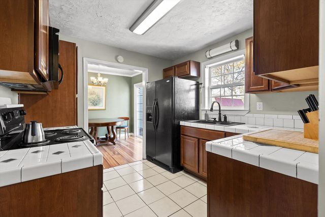 1569 Burns Avenue, East Ridge, TN 37412