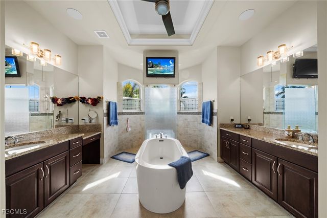 1515 SW 43rd TER, Cape Coral, FL 33914