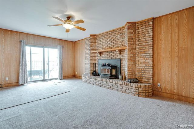 12590 Shery Lane, Southgate, MI 48195