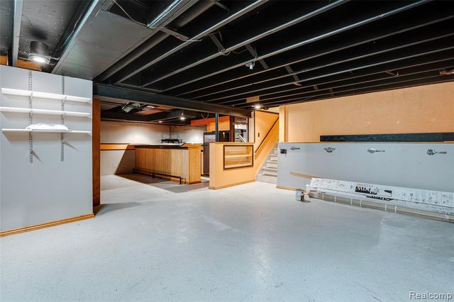 12590 Shery Lane, Southgate, MI 48195