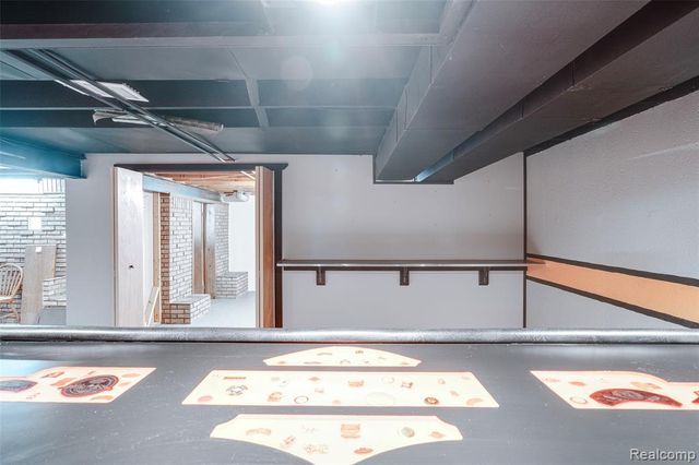 12590 Shery Lane, Southgate, MI 48195