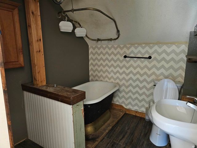 415 W 15th Street, Auburn, IN 46706