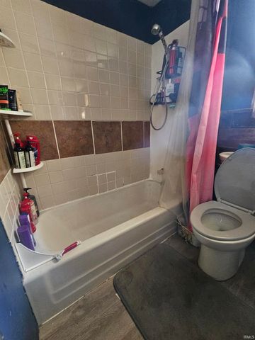 415 W 15th Street, Auburn, IN 46706