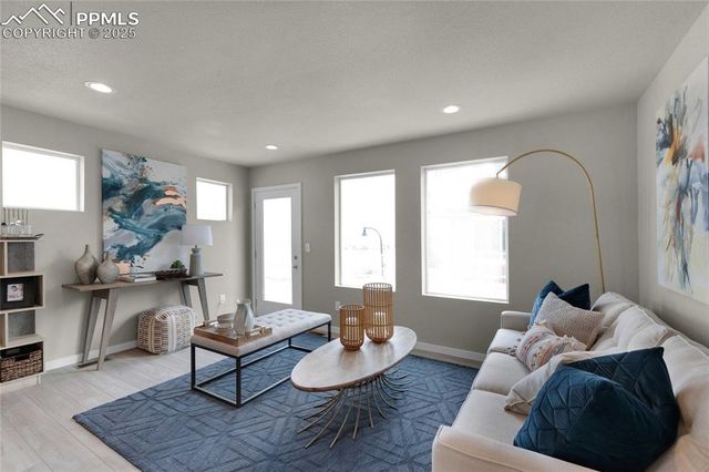 9278 Oro City Loop, Colorado Springs, CO 80927