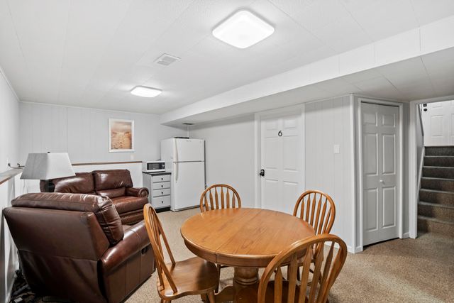 1706 Mccord Road, Valparaiso, IN 46383