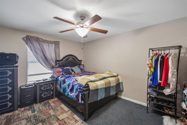 2434 Saylor Road, Des Moines, IA 50313