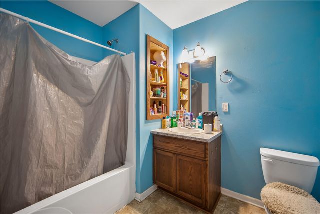 2434 Saylor Road, Des Moines, IA 50313