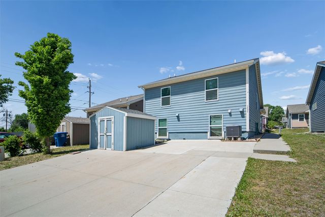 2434 Saylor Road, Des Moines, IA 50313