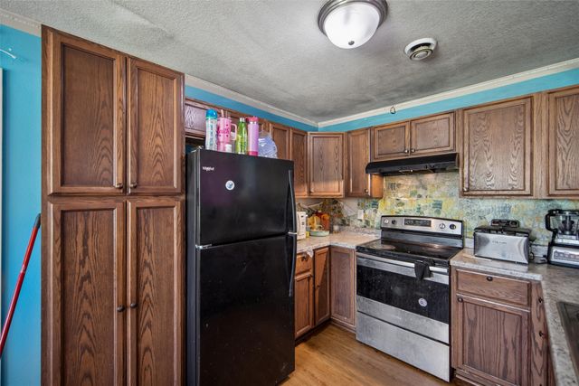 2434 Saylor Road, Des Moines, IA 50313