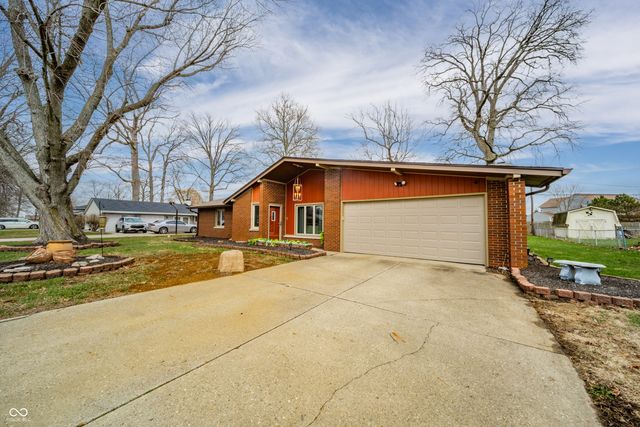 6604 Robinhood Drive, Anderson, IN 46013