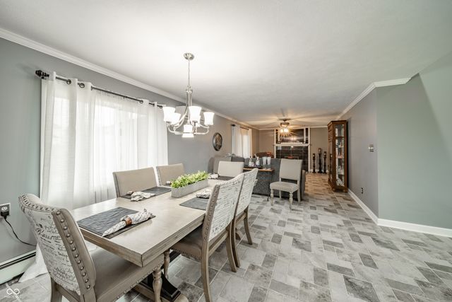 6604 Robinhood Drive, Anderson, IN 46013