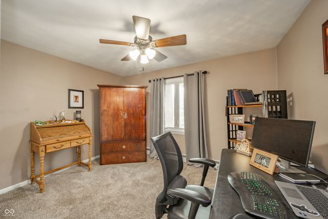 6604 Robinhood Drive, Anderson, IN 46013