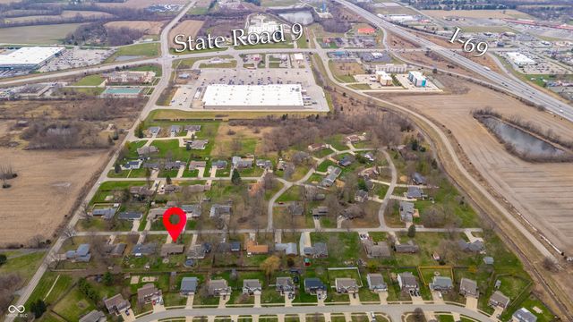 6604 Robinhood Drive, Anderson, IN 46013