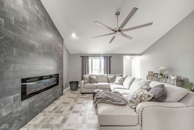 6604 Robinhood Drive, Anderson, IN 46013