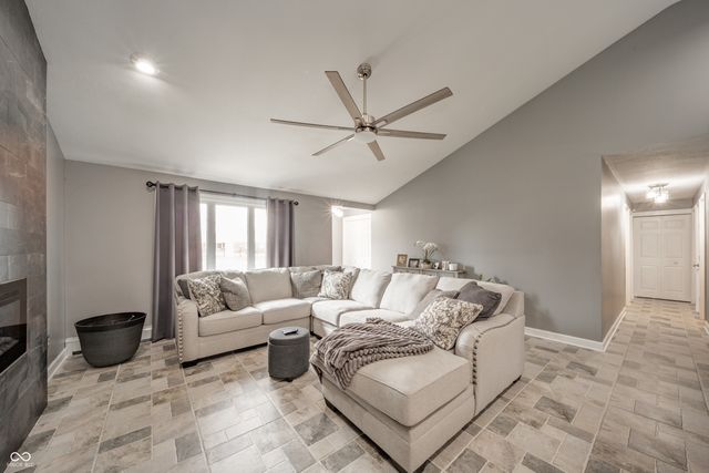 6604 Robinhood Drive, Anderson, IN 46013