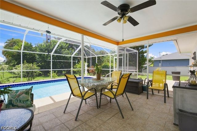 412 SW 19th LN, Cape Coral, FL 33991