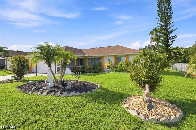 412 SW 19th LN, Cape Coral, FL 33991