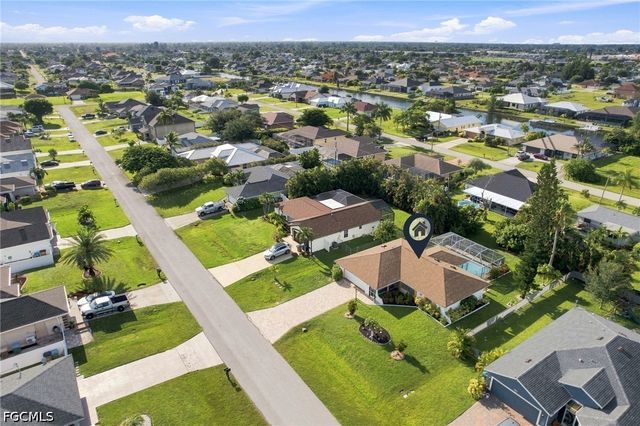 412 SW 19th LN, Cape Coral, FL 33991