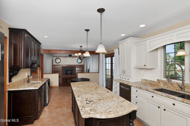 655 Salvia Lane, Guilderland, NY 12303
