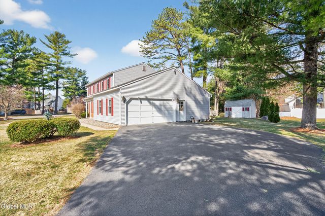 655 Salvia Lane, Guilderland, NY 12303