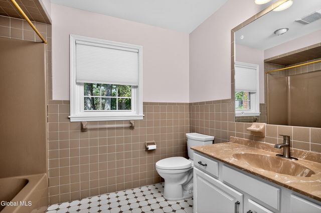 655 Salvia Lane, Guilderland, NY 12303