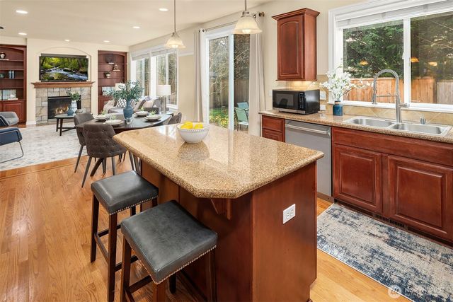 2232 250th Place SE, Sammamish, WA 98075