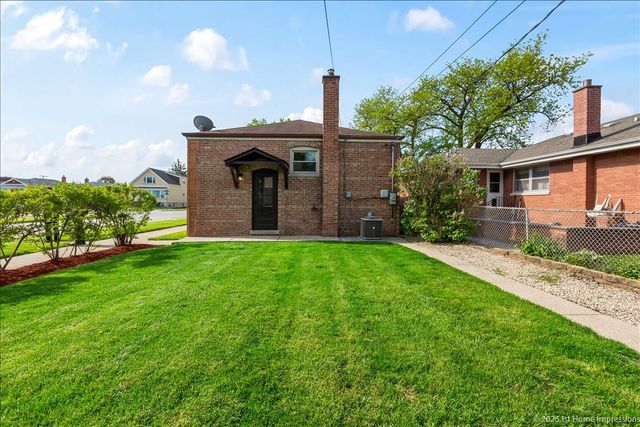 7300 W 61st Street, Summit, IL 60501