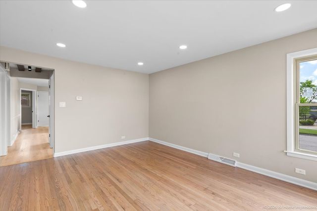 7300 W 61st Street, Summit, IL 60501