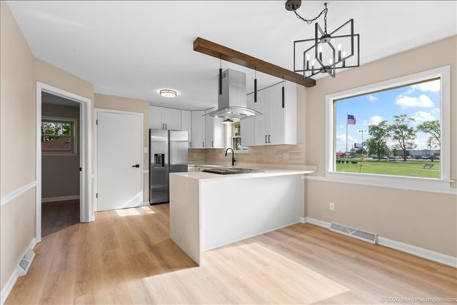 7300 W 61st Street, Summit, IL 60501