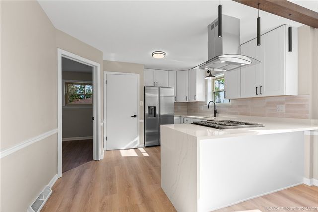 7300 W 61st Street, Summit, IL 60501