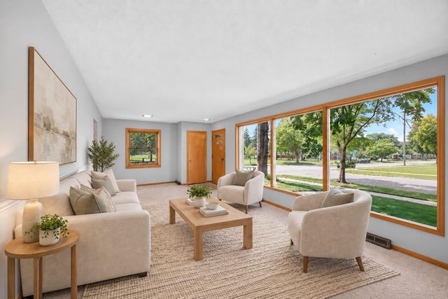 900 19th Avenue NE, Rochester, MN 55906