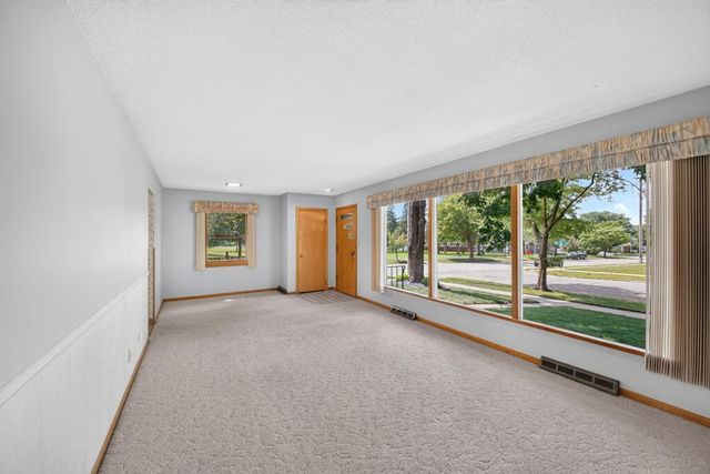 900 19th Avenue NE, Rochester, MN 55906