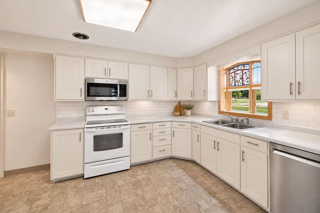 900 19th Avenue NE, Rochester, MN 55906