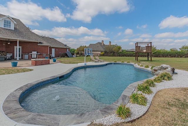 15 Trailridge Drive, Melissa, TX 75454
